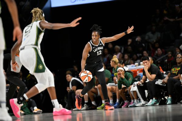 Chelsea Gray returns from injury to help Aces defeat Storm