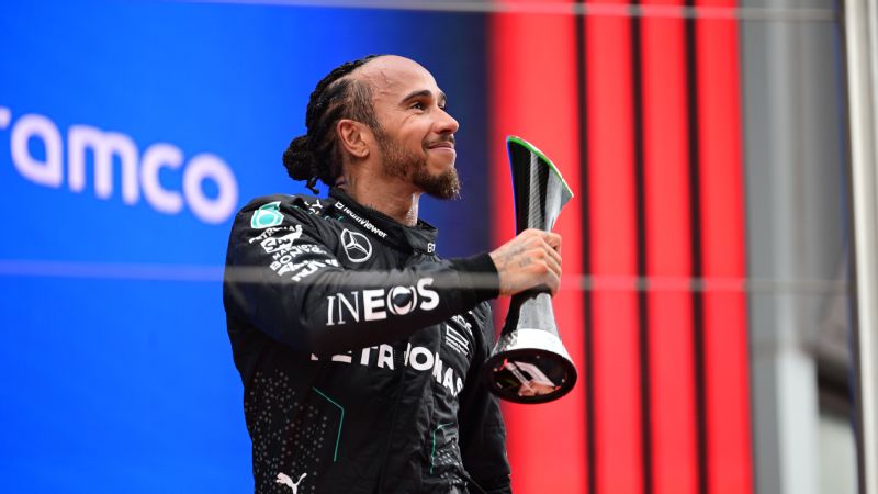 Hamilton ends podium drought with P3 in Spain