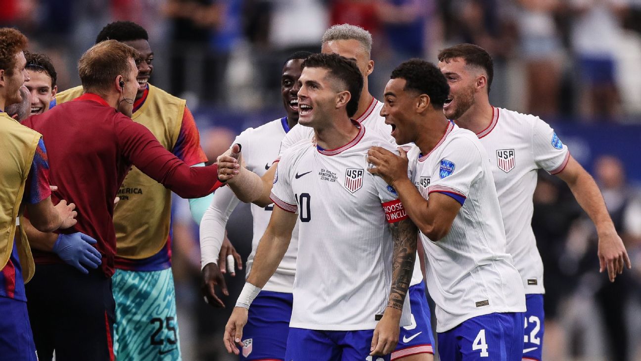 Pulisic scores, assists as U.S. wins Copa opener