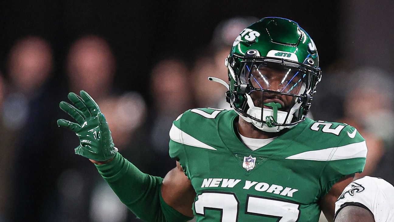 Jets release Tae Hayes following arrest for marijuana possession