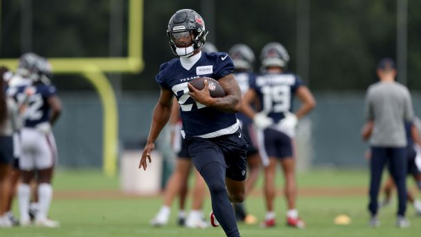 Texans lean on Mixon to fill in missing piece of offense