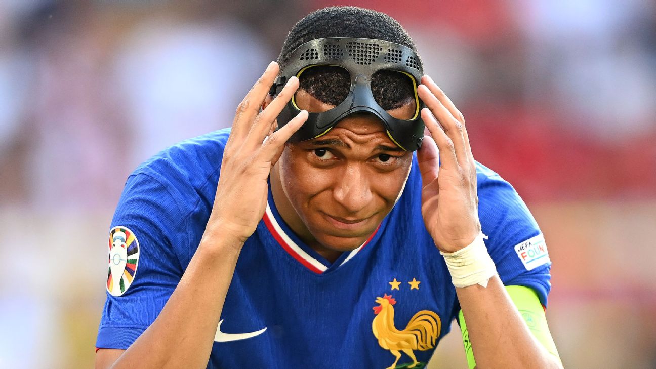 Mask ‘complicated’ for Mbappé despite goal – coach
