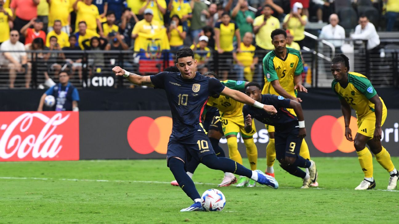 Chelsea-bound Paez, 17, scores in Ecuador win