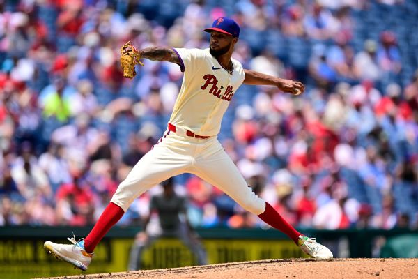 Sánchez replaces Sale to give Phillies 8 All-Stars