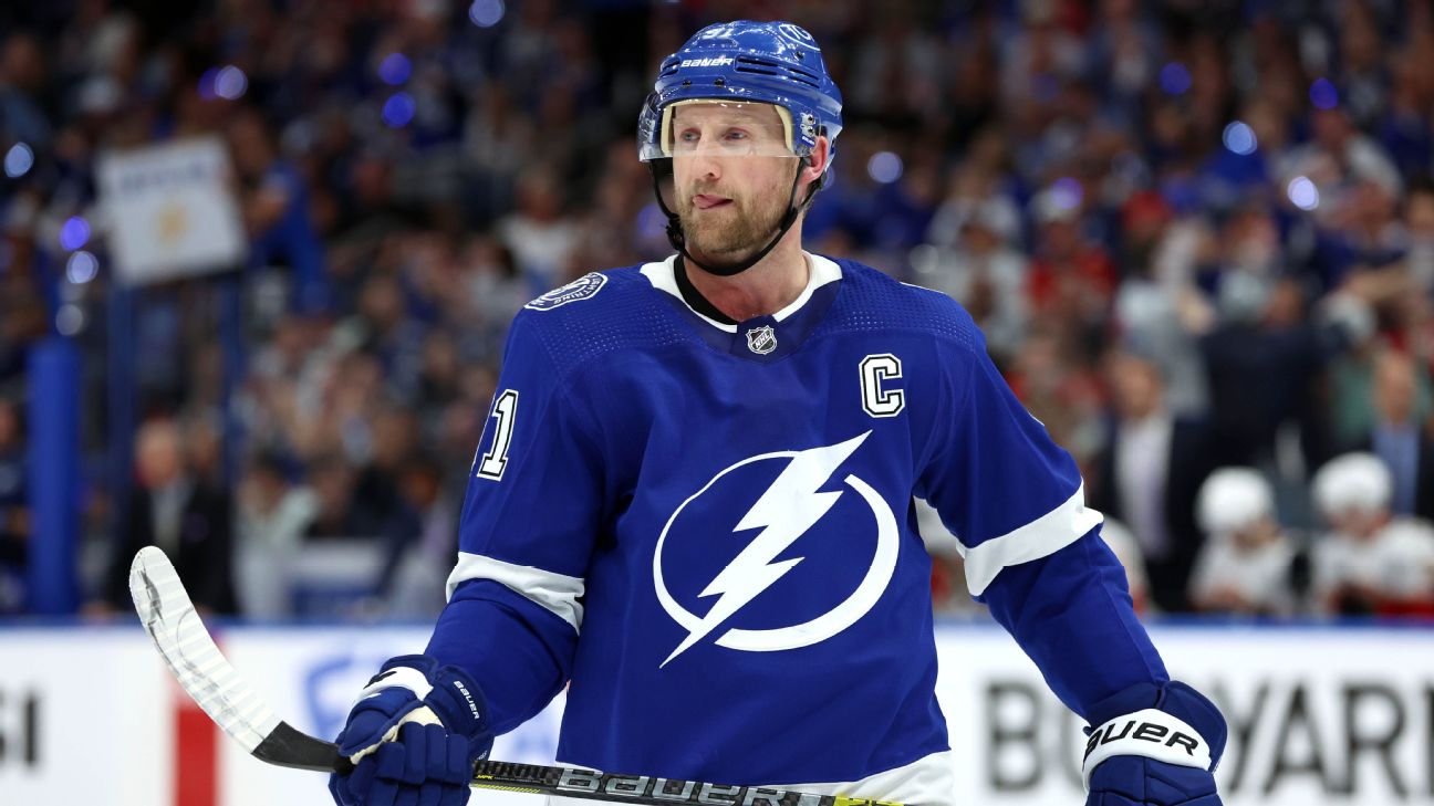 Steven Stamkos, Jake Guentzel and the latest around the NHL