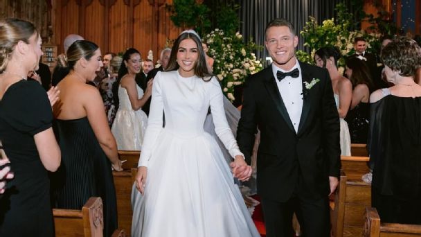 49ers RB Christian McCaffrey marries model Olivia Culpo