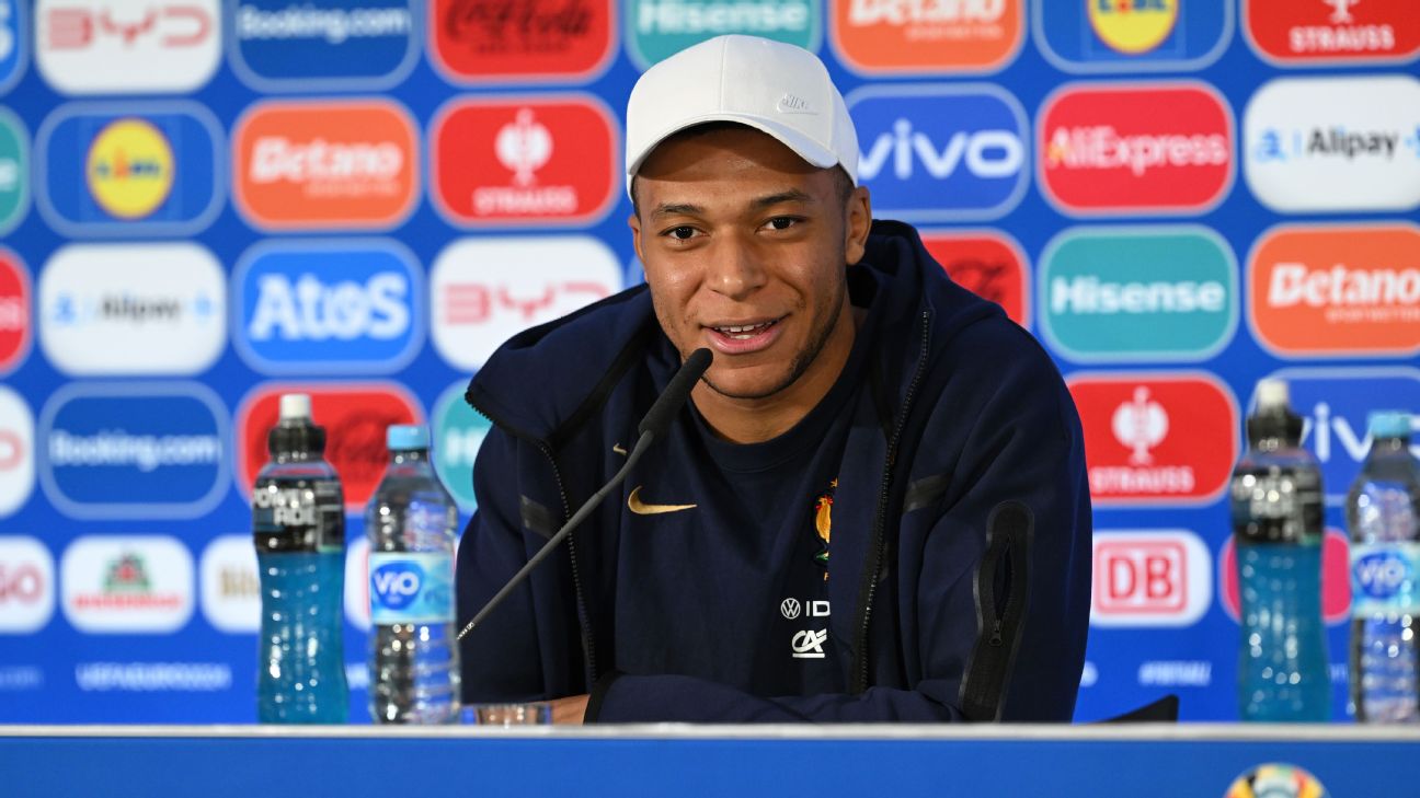 Mbappé lauds ‘unique’ Ronaldo ahead of QF clash www.espn.com – TOP