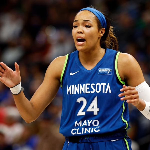 Lynx's Collier sits with plantar fasciitis issue