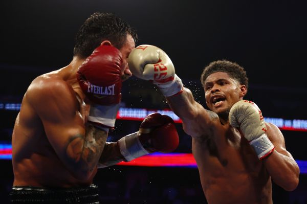 Stevenson retains title, albeit in uneventful win