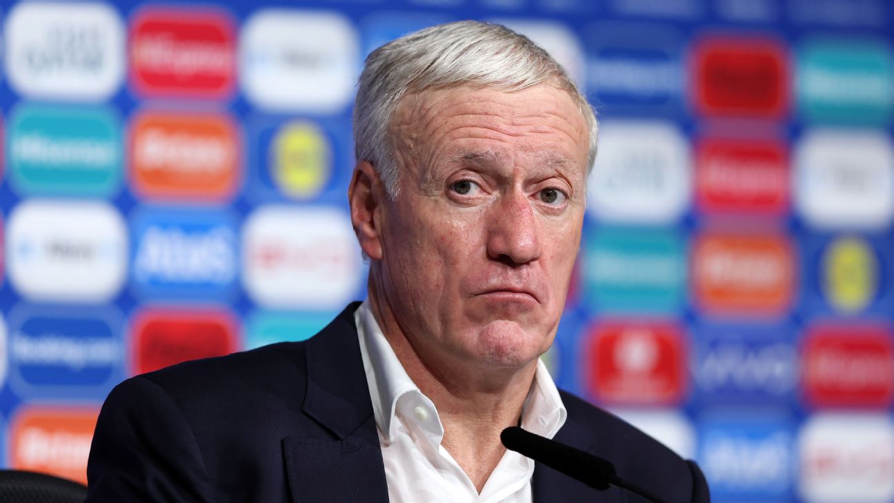 French FA boss: Deschamps to coach at '26 WC