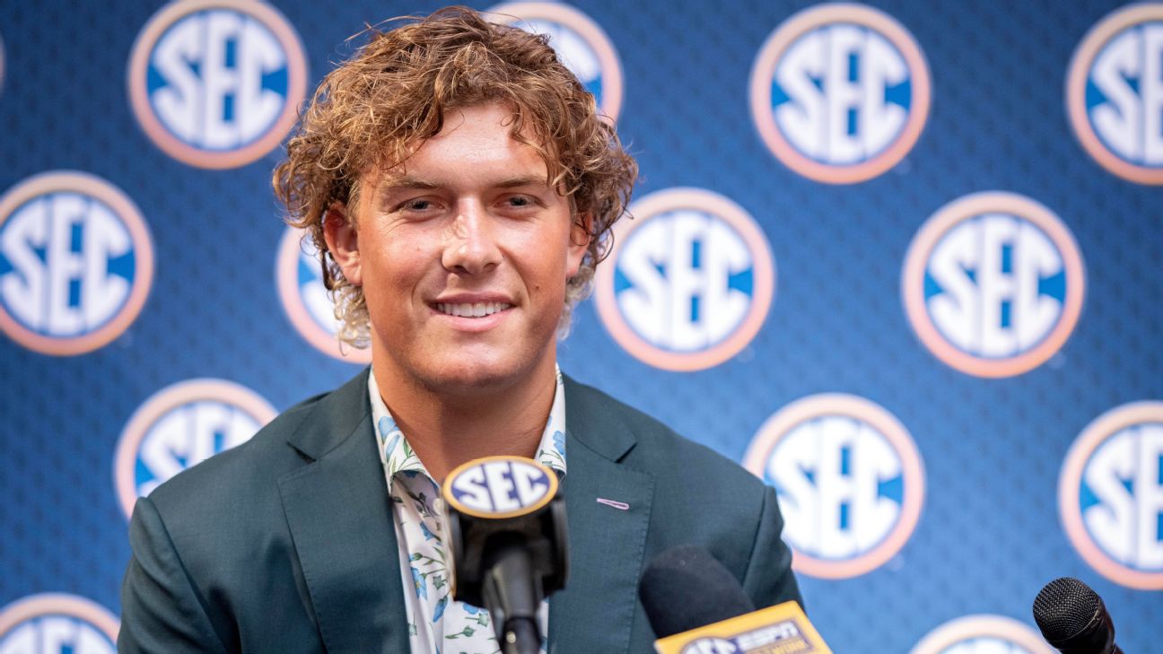 Ole miss quarterback discount