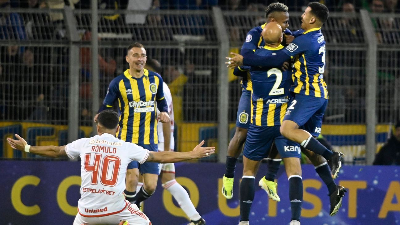 Sul-Americana: Rosario Central x Internacional (Foto: MARCELO MANERA/AFP via Getty Images)