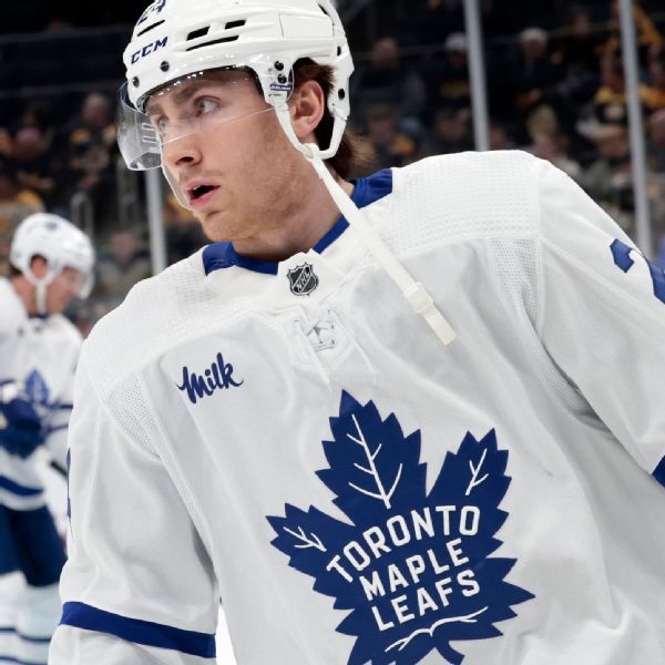 Toronto Maple Leafs re-sign Connor Dewar to one-year deal