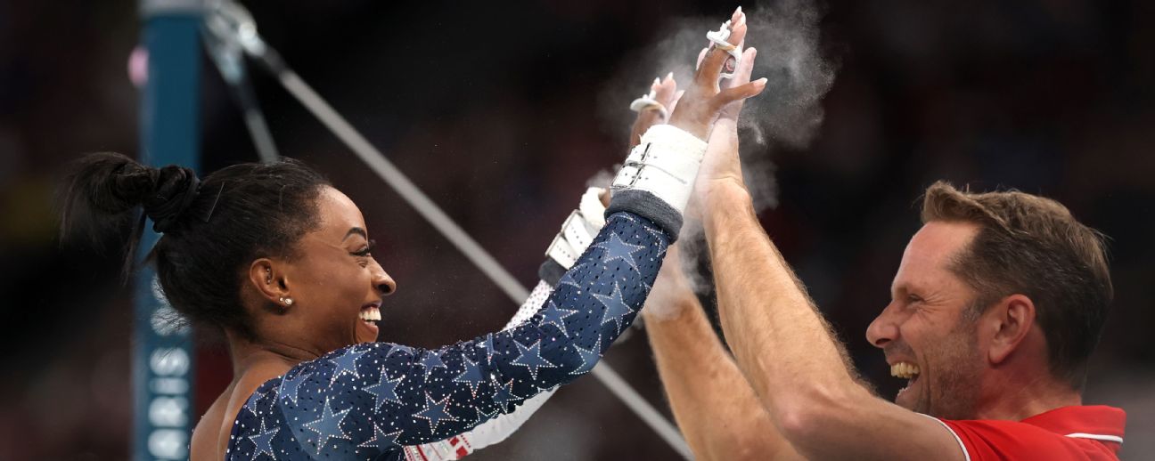 Live updates: Simone Biles, USA go for gold in the women’s gymnastics team final