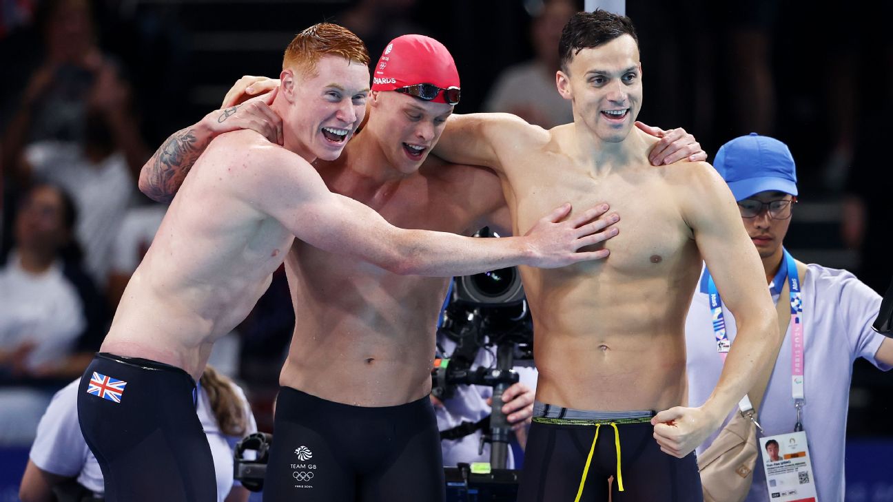 Team GB defend men's 4x200m freestyle relay title