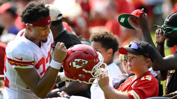 Chiefs molding Trent McDuffie to take over for L’Jarius Sneed