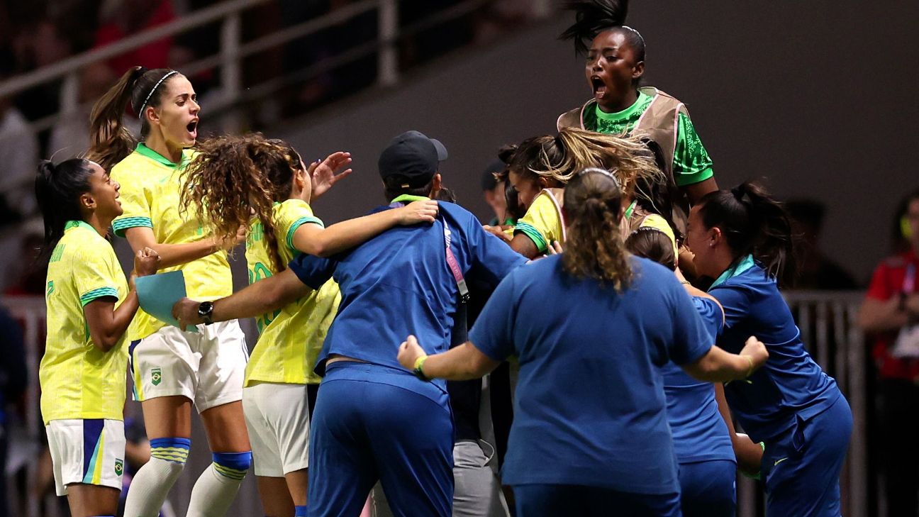 Brazil wins to keep Marta's Olympic dream alive