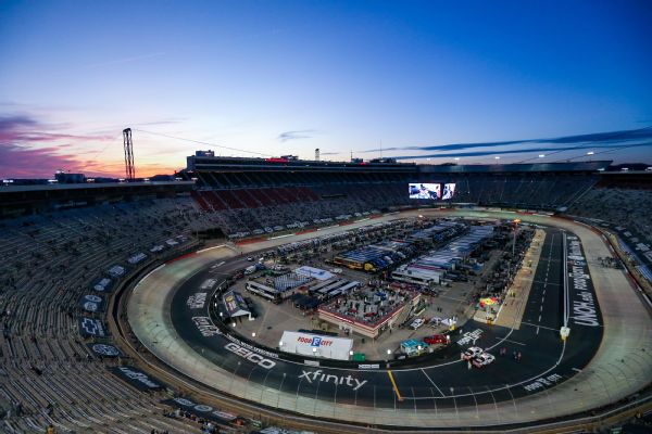 Braves, Reds to play at Bristol Motor Speedway