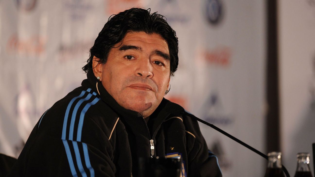 Police seize Maradona's complete medical records in clinic raid - ESPN