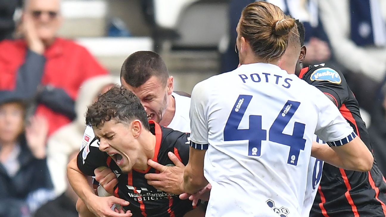 Blackburn Rovers' Owen Beck seems to be bitten on the neck by Preston North End's Milutin Osmajic [1296x729]