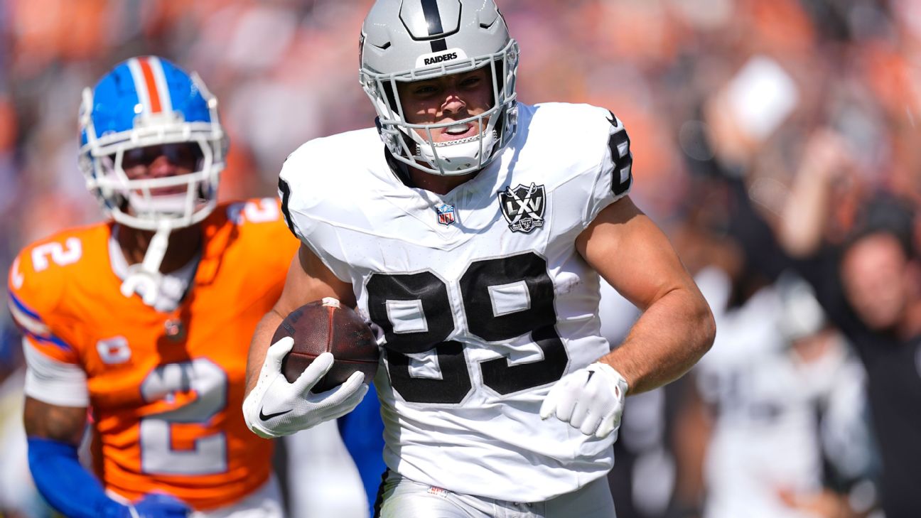 Rookie Brock Bowers gets Raiders on board with improbable 57yard catch