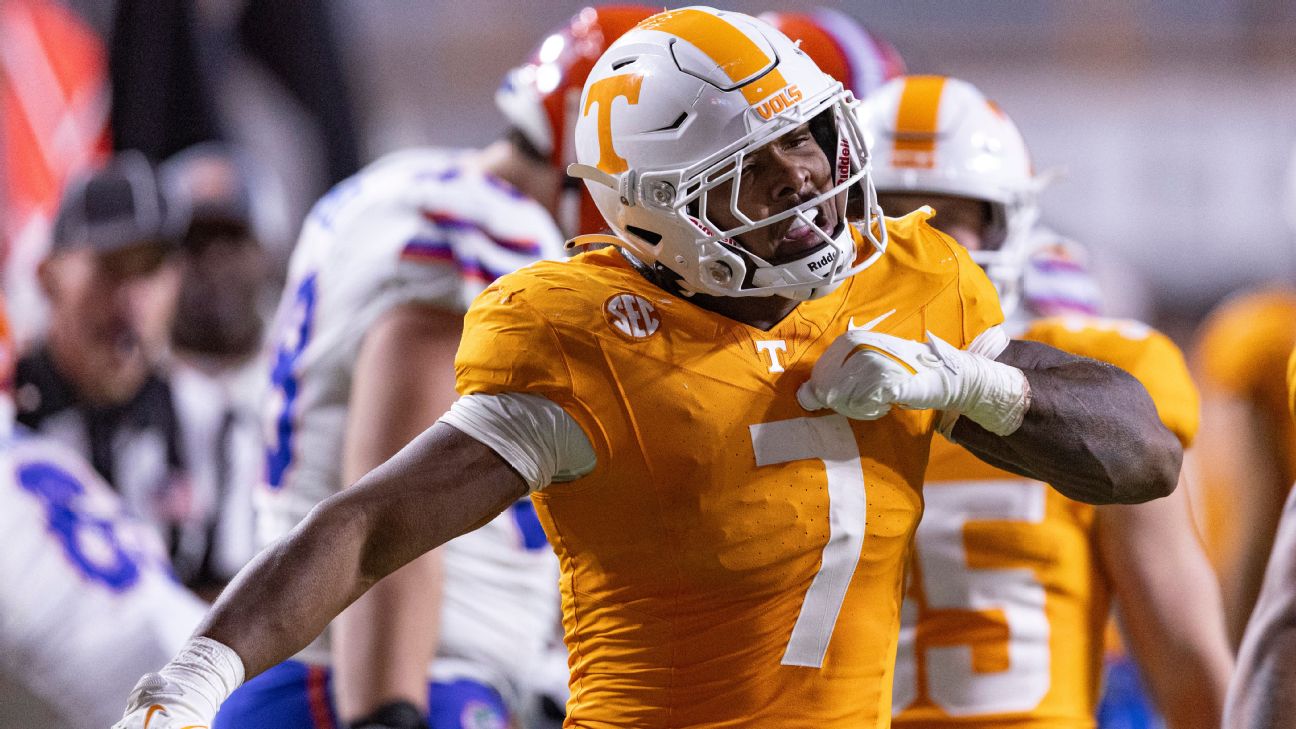 espn.com - Mark Schlabach - Tennessee's Arion Carter suspended 2 games over $427 flight