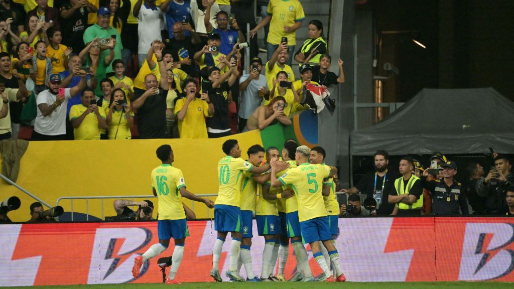 Raphinha brace carries Brazil to 4-0 WCQ win