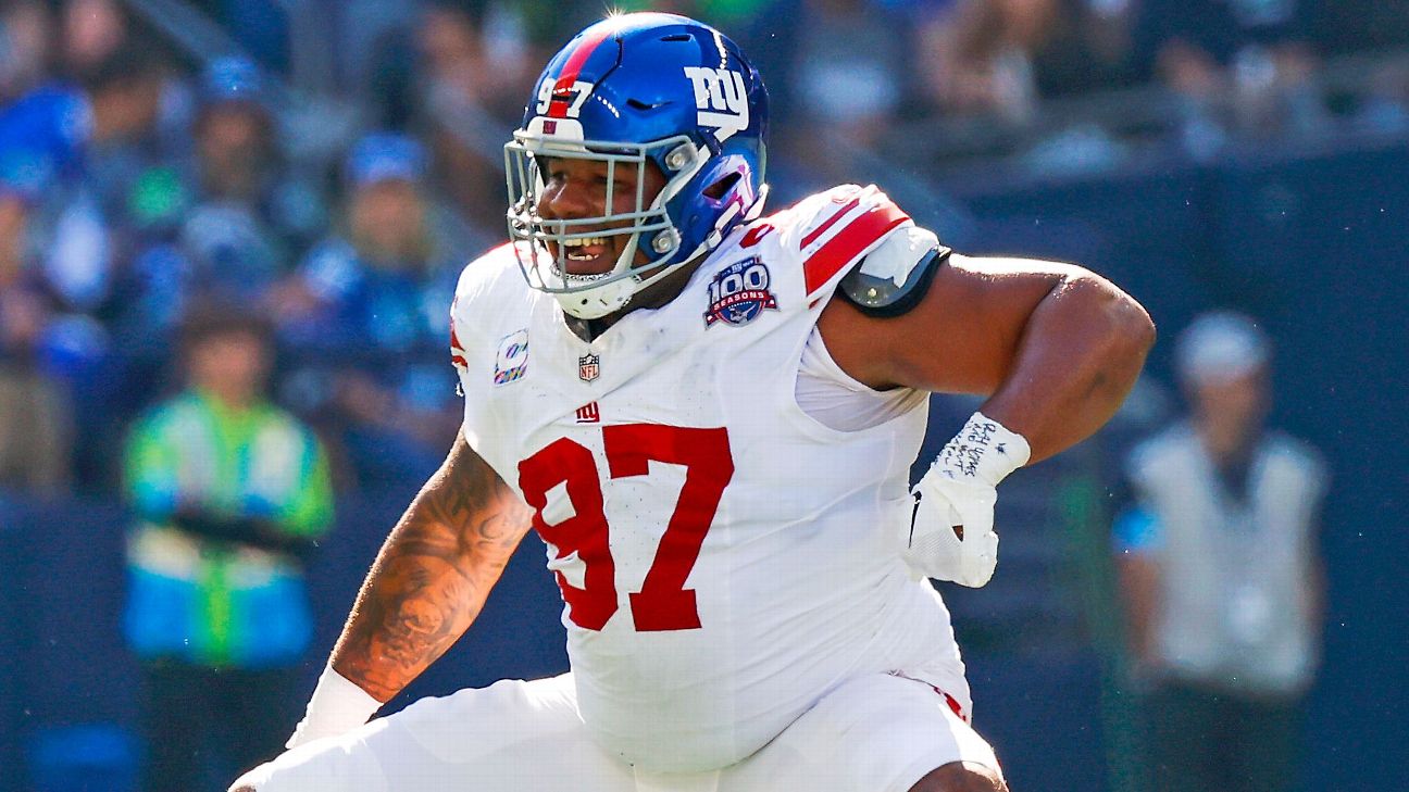 Giants’ Lawrence ‘like a Michael Jordan of nose tackles’