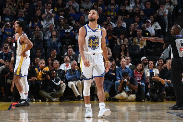 Warriors' Curry (ankle) to miss 2 games, be reevaluated Friday