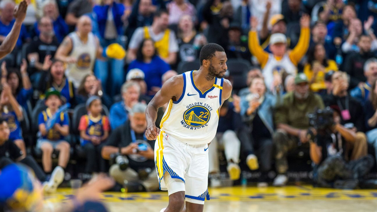 Andrew Wiggins, de los Warriors (espalda baja), baja ante Pelicans - ESPN, image size:1296x729