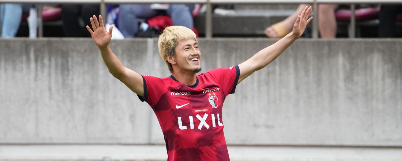 Kashima Antlers 1995 Away Kit