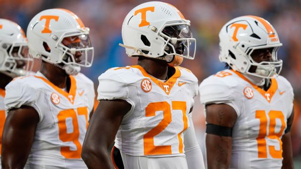 How Tennessee built an elite defensive line to beat Georgia