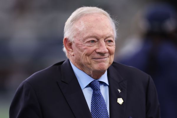 Cowboys have 'serious' financial room to make a trade, says Jones