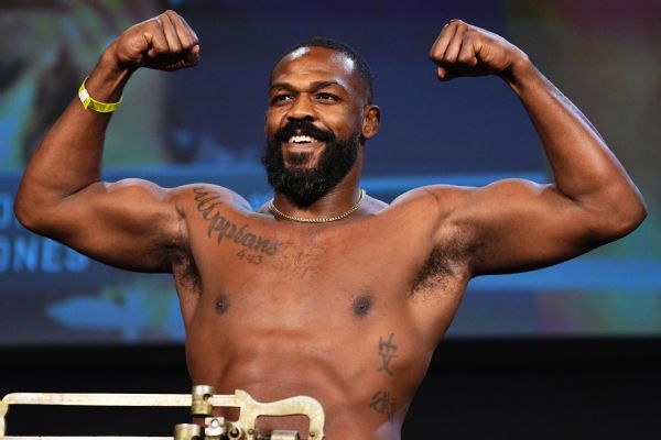 Ex-UFC champ Jones not impressed with 'one-trick pony' Aspinall