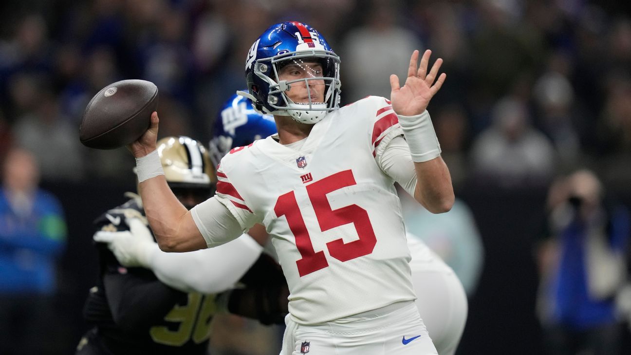 Giants QB Drew Lock has heel injury; Tommy DeVito to start