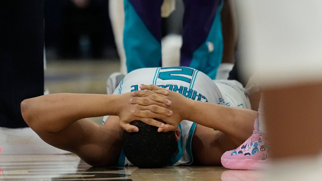 Sources: Hornets' Grant Williams (torn ligaments) out for season