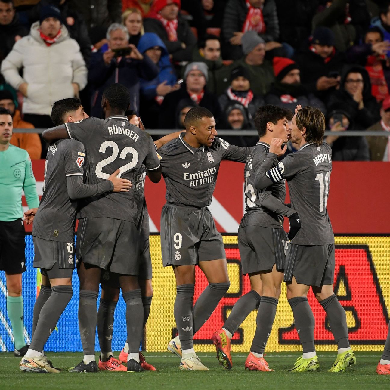 記念グッズ LIGA 2023/2024 R.MADRID vs GIRONA 記念グッズ LIGA 2023/2024 R.MADRID vs GIRONA 記念グッズ LIGA 2023