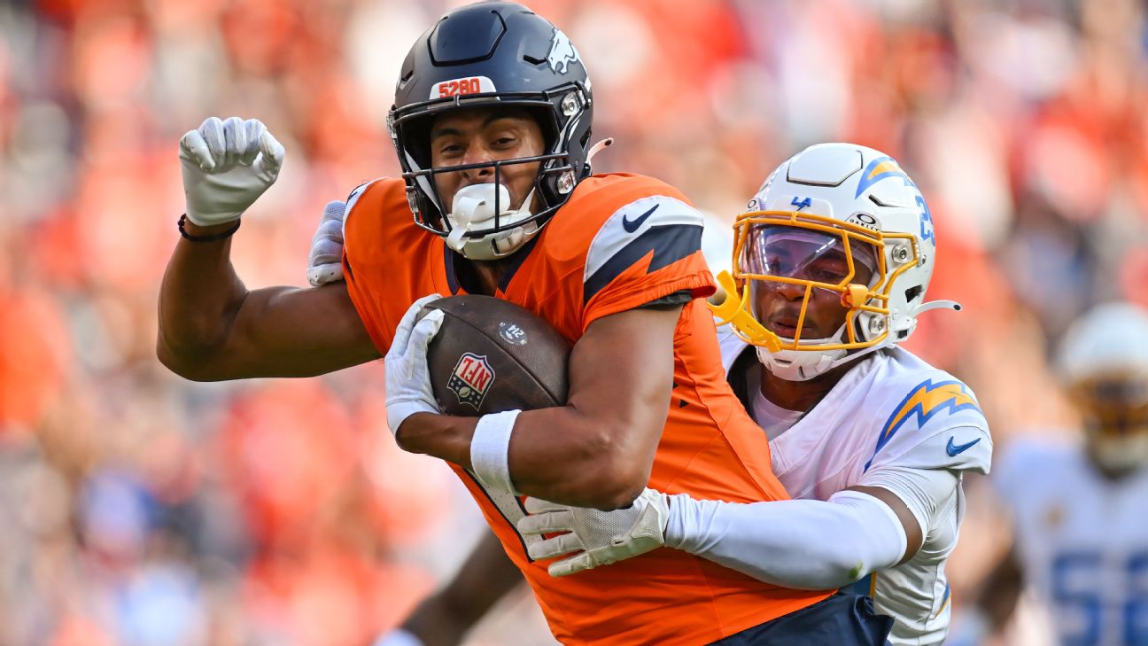 Broncos trade Devaughn Vele to Saints for two draft picks - ESPN