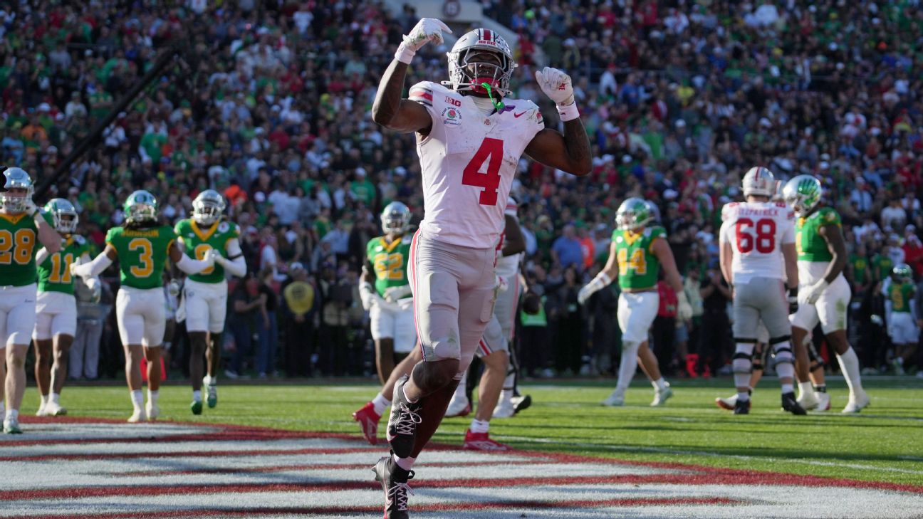 <a href="https://www.espn.com/college-football/story/_/id/43253728/ohio-state-rolls-cfp-semifinals-rout-no-1-oregon" target="_blank">Ohio St. rolls into semis with rout of No. 1 Ducks</a>
