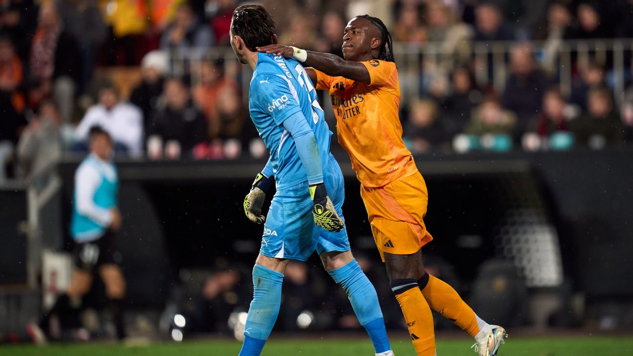 Dramatic Turn of Events as 10-Man Real Madrid Triumphs Over Valencia