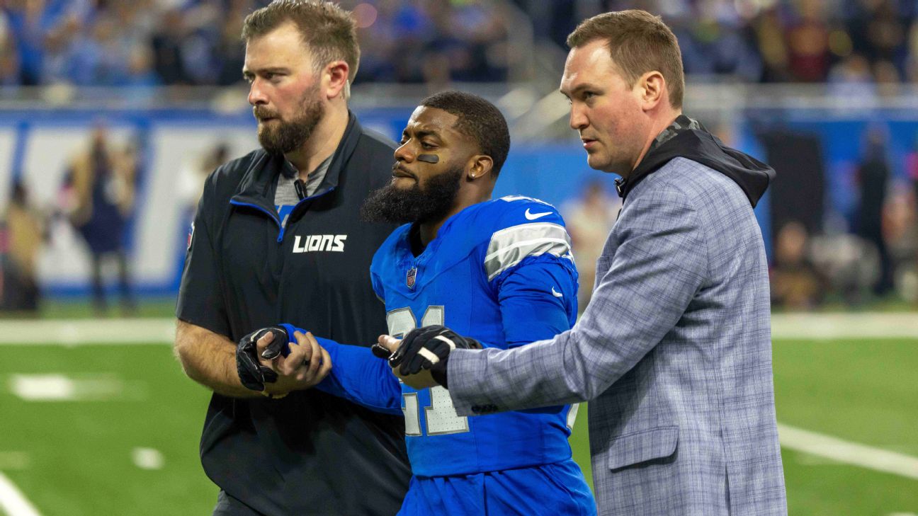 Lions' Amik Robertson breaks arm in playoff loss to Commanders - ESPN