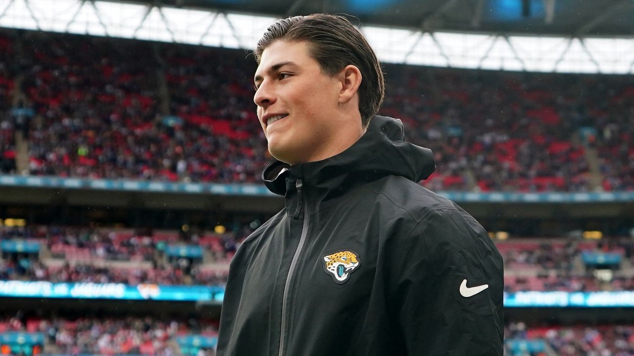 Louis Rees-Zammit Returns to Rugby: A Journey from NFL to Rugby Stardom