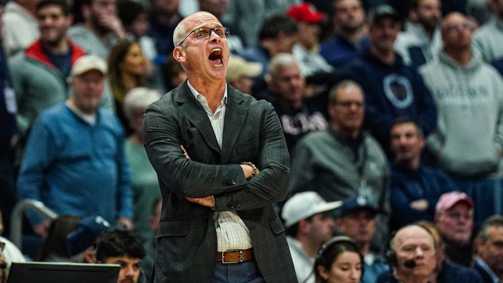 Dan Hurley: UConn 'earned the 8-seed' after rocky season - ESPN