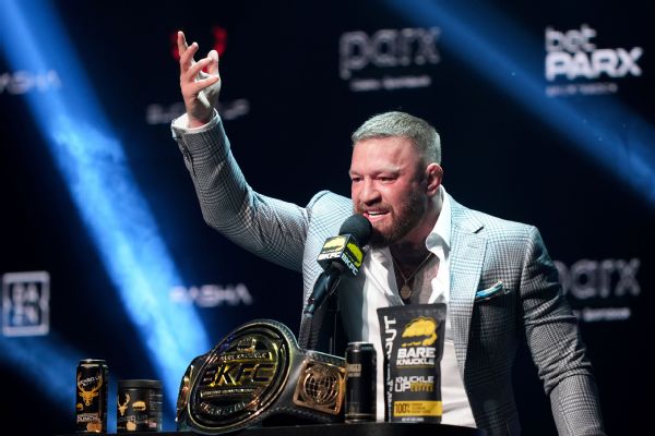 Conor McGregor says UFC nixed boxing match with Logan Paul