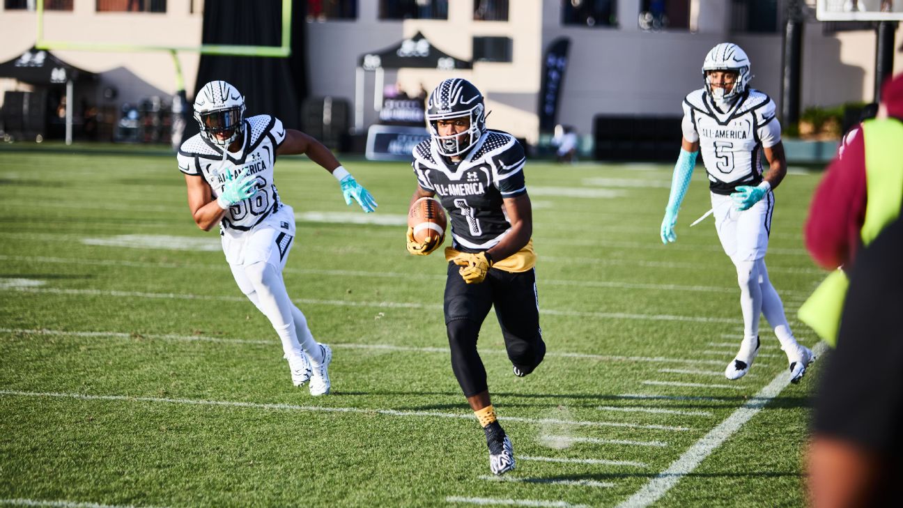 Top 10 Freshmen Poised to Dominate the 2025 College Football Season