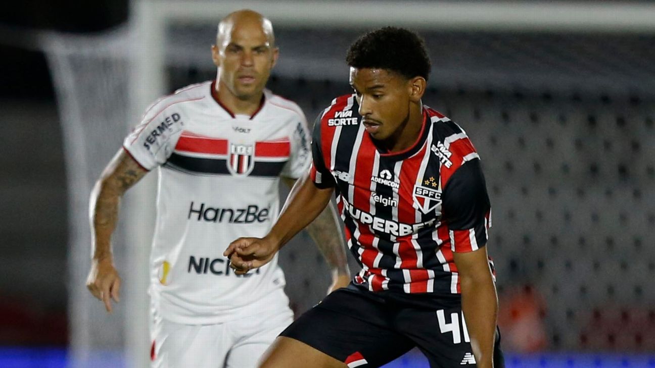 DE SAÍDA! São Paulo encaminha empréstimo de volante campeão da Copinha