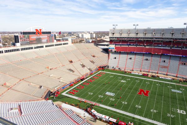 Nebraska regents approves $600M Memorial Stadium plan