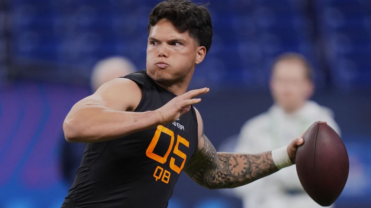 Browns select QB Dillon Gabriel in Round 3 of NFL draft - ESPN