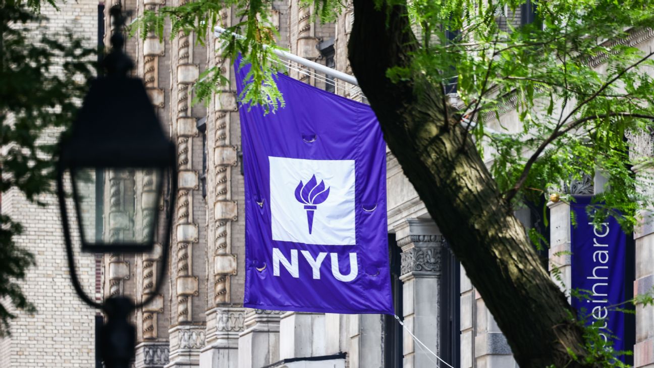 NYU Basketball Faces Hosting Challenges Amidst NCAA D-III Tournament Success