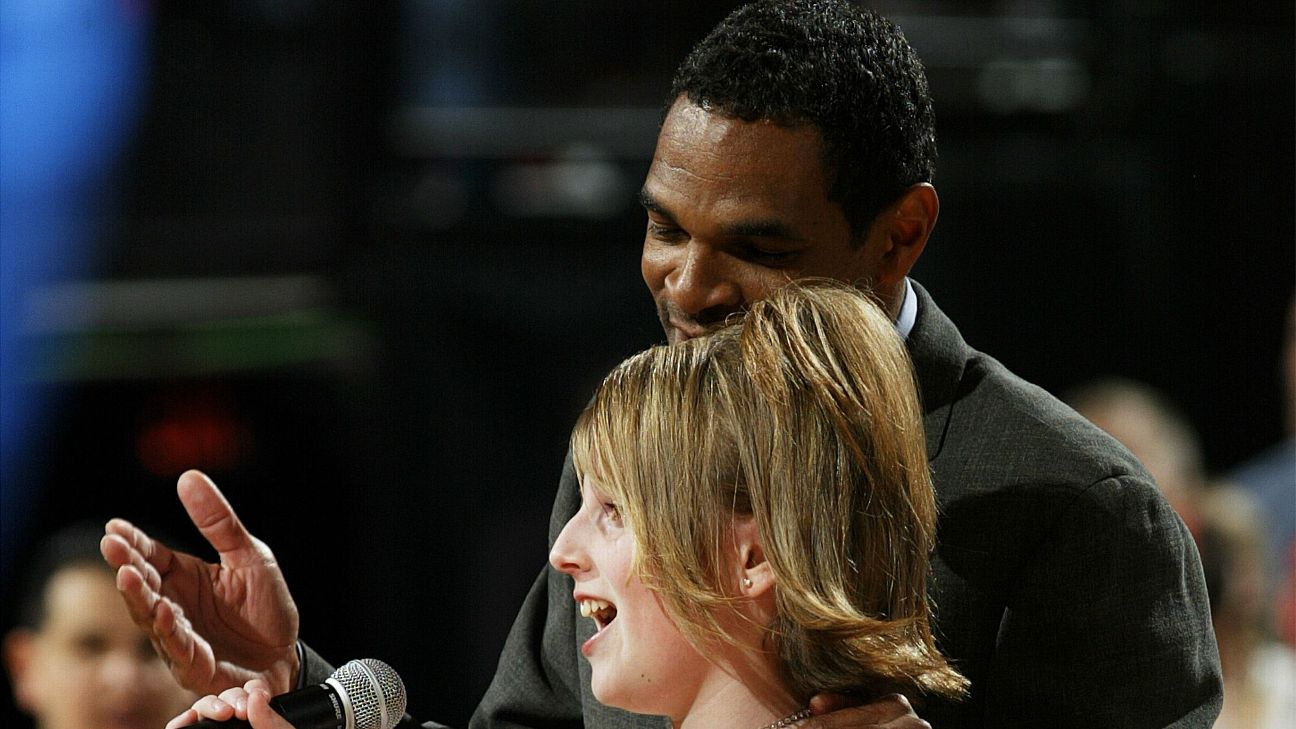 Heartwarming Reunion: Maurice Cheeks and Natalie Gilbert Share a Memorable Moment at Trail Blazers Game